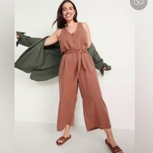 OLD NAVY Women Sleeveless Voop-Neck Waist-Defined Jumpsuit 100% Tencel CopperXXL
